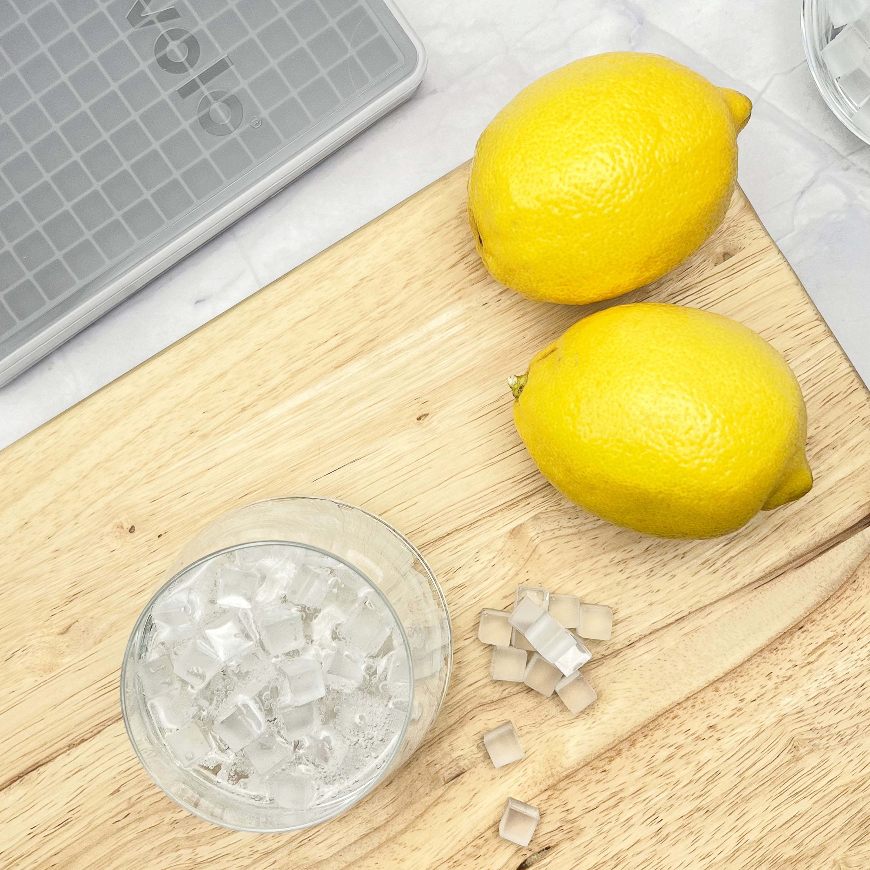 Tovolo Mini Ice silikonová forma na mini led 135 kostek