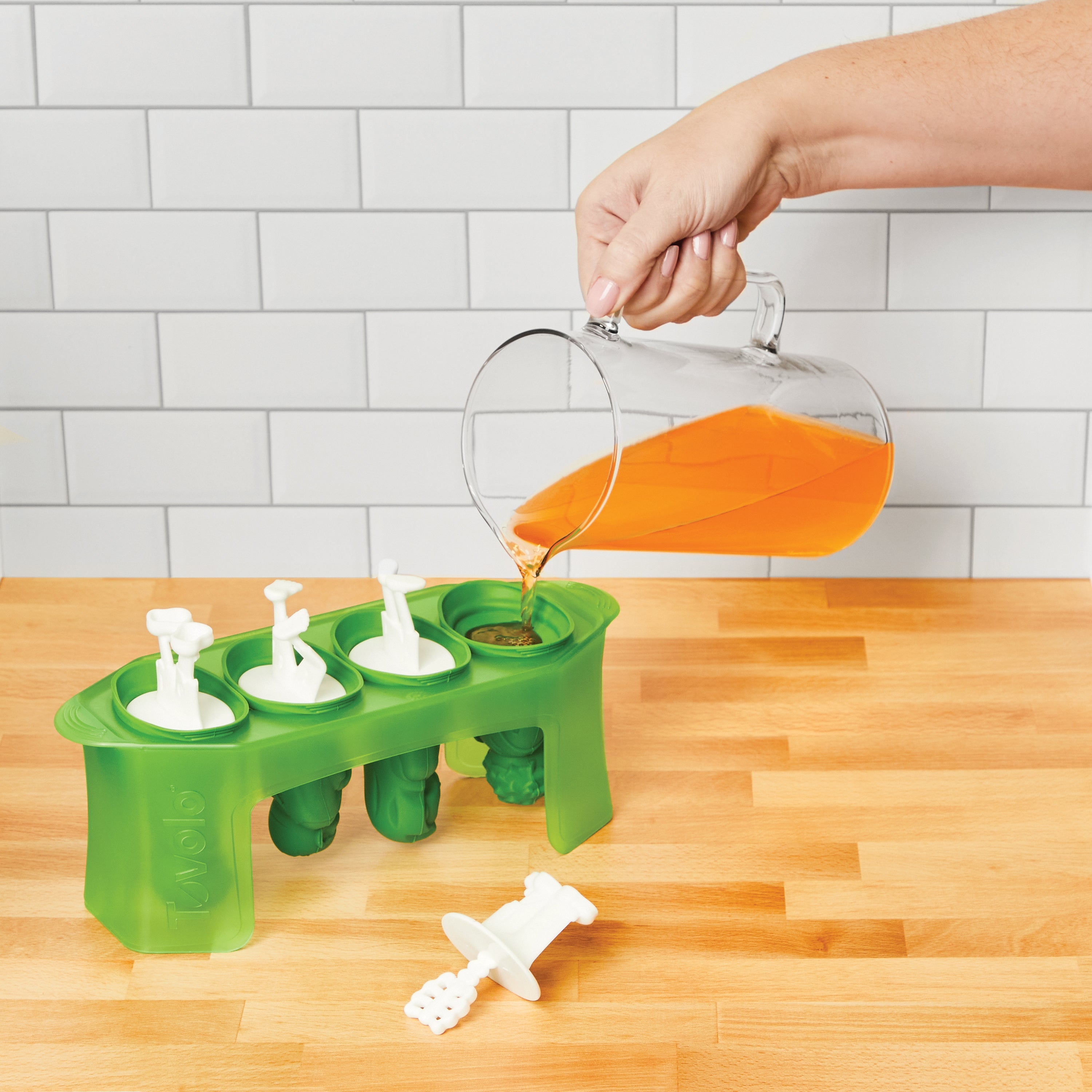 Tovolo Zombie Pop Molds formy na nanuky 6 ks