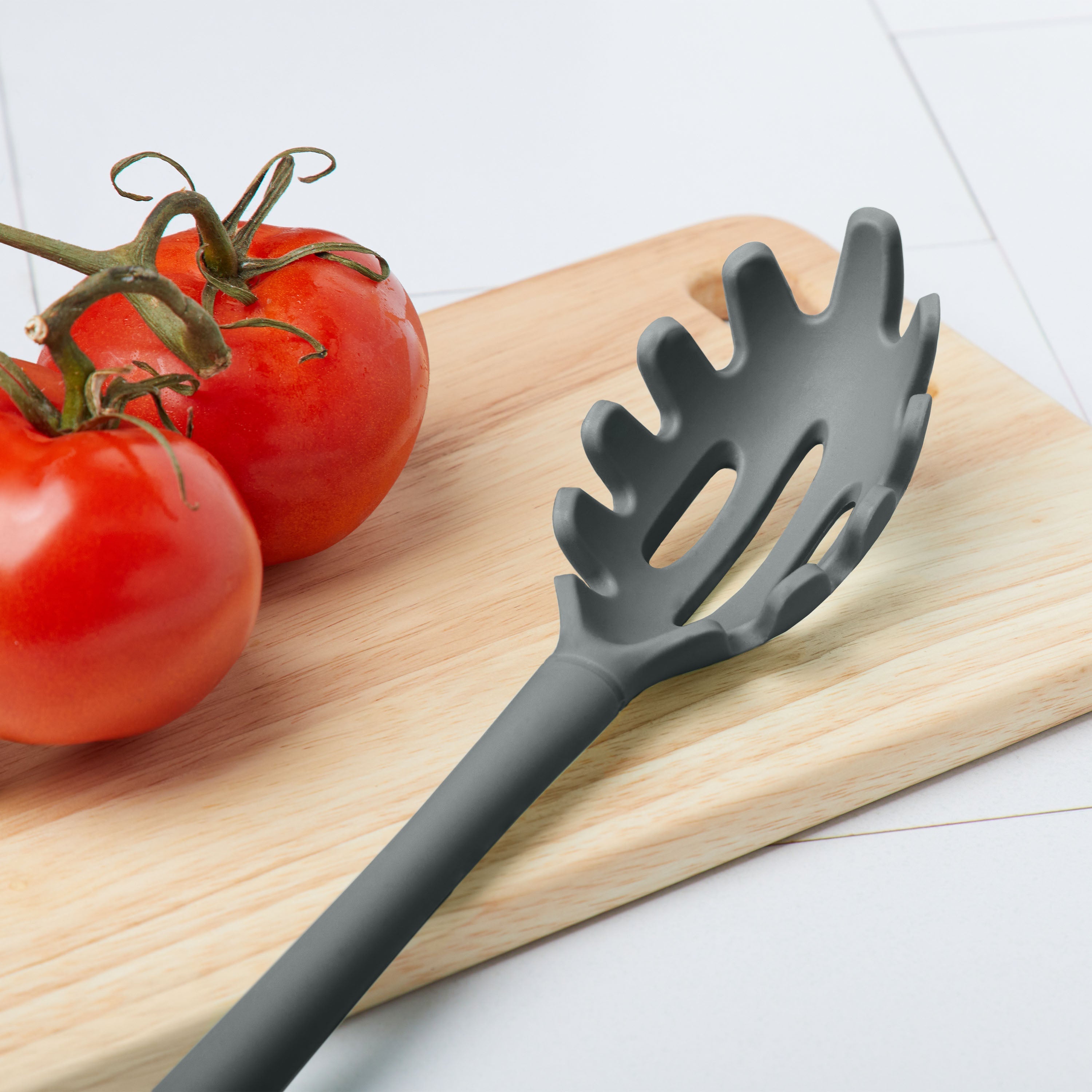 Tovolo Flex-Core Pasta Claw naběračka na těstoviny