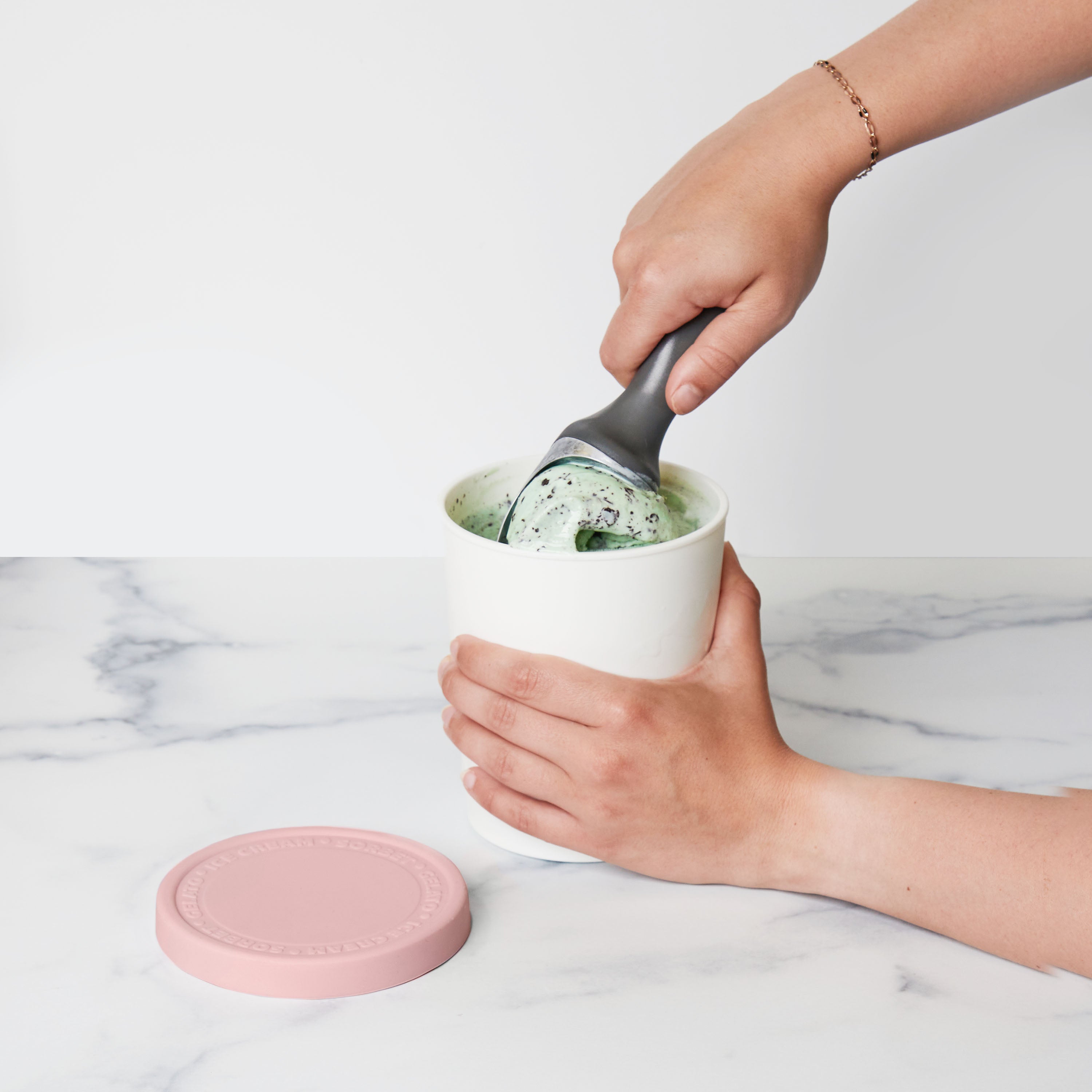 Tovolo Sweet Treats Tub dóza na zmrzlinu Aqua 1 qt